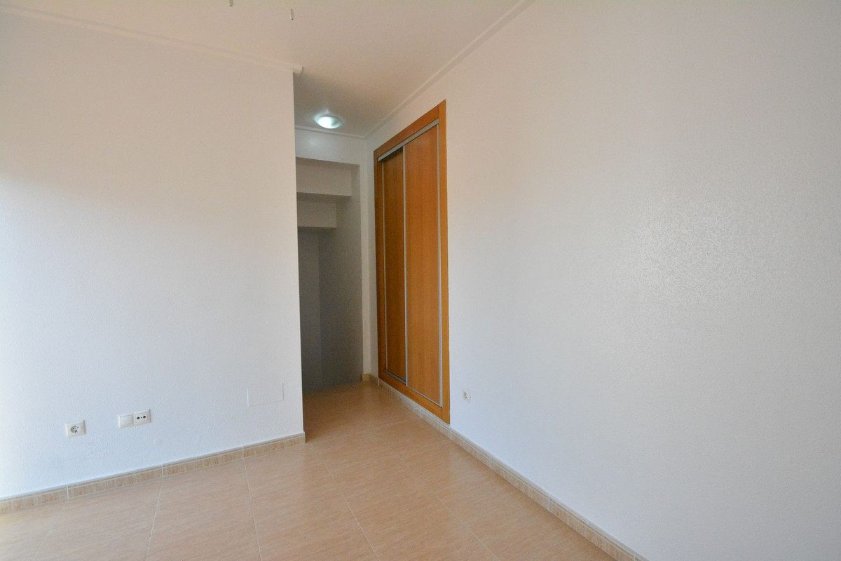3 Bed Apartment for sale in Guardamar Del Segura Costa Blanca, Alicante, Spain