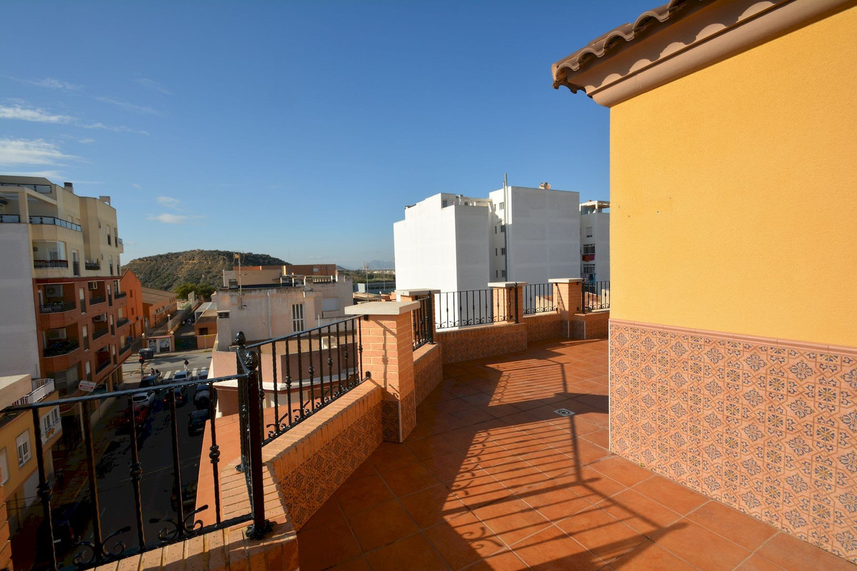 3 Bed Apartment for sale in Guardamar Del Segura Costa Blanca, Alicante, Spain