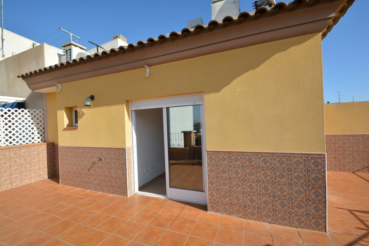 3 Bed Apartment for sale in Guardamar Del Segura Costa Blanca, Alicante, Spain