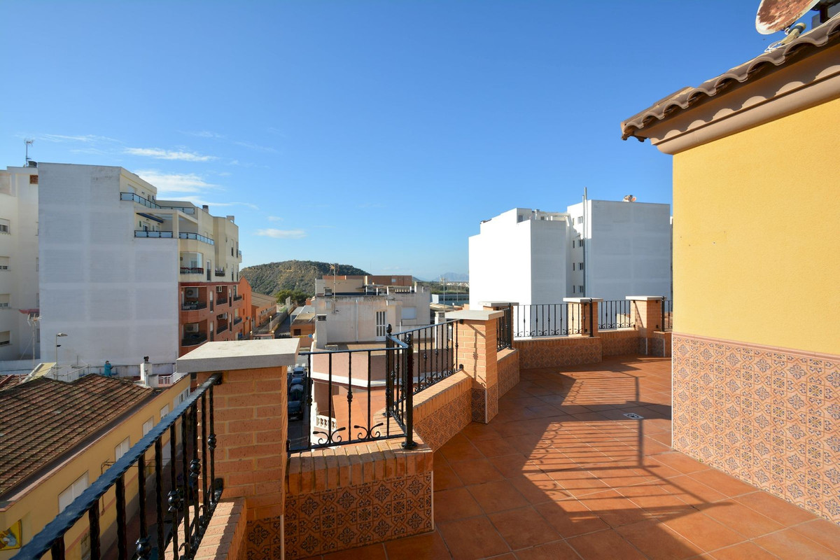 3 Bed Apartment for sale in Guardamar Del Segura Costa Blanca, Alicante, Spain