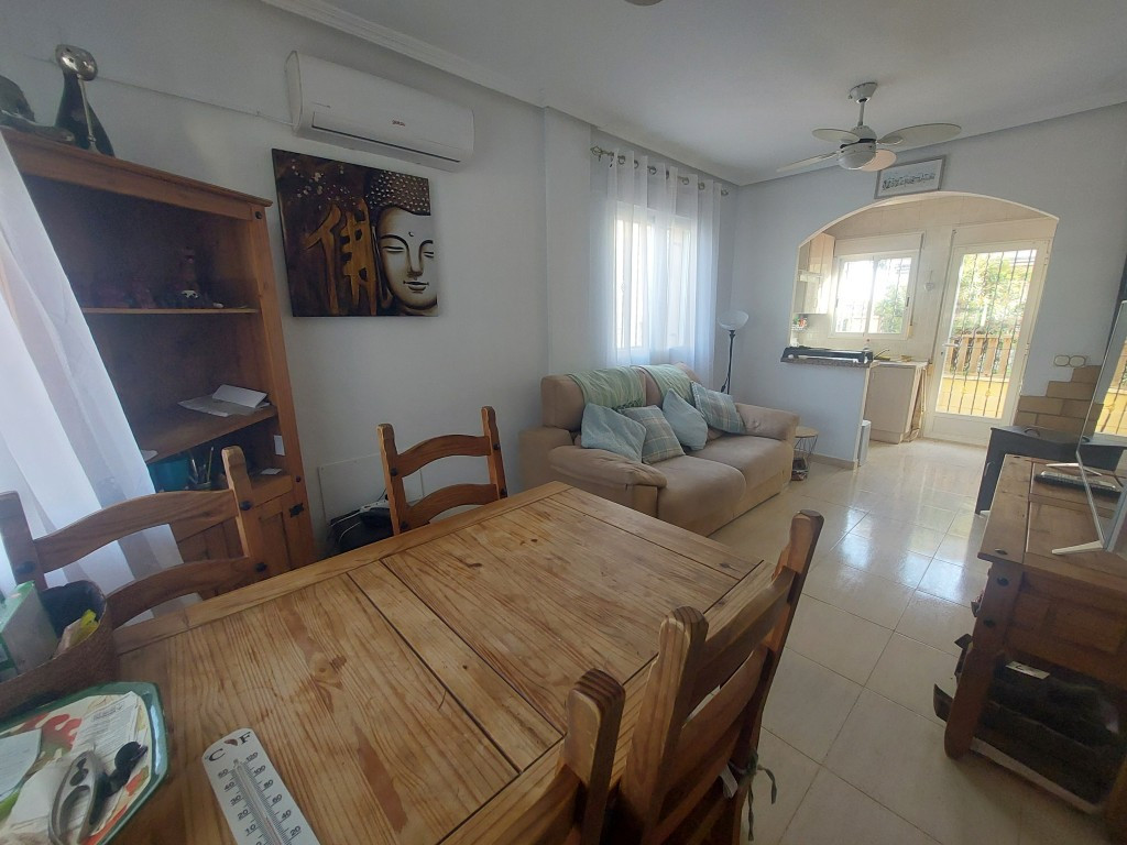 Se vende Villa - Chalet de 3 dormitorios en Costa Blanca, Alicante, España