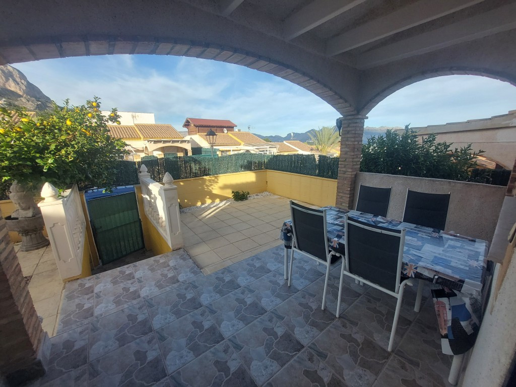 Se vende Villa - Chalet de 3 dormitorios en Costa Blanca, Alicante, España