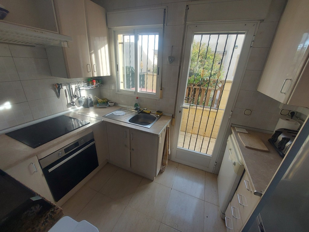Se vende Villa - Chalet de 3 dormitorios en Costa Blanca, Alicante, España