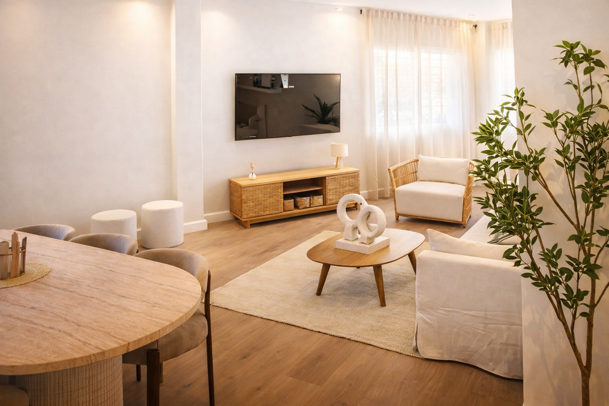 Se vende Apartamento Planta Baja de 3 dormitorios en Costa Del Sol, Málaga, España