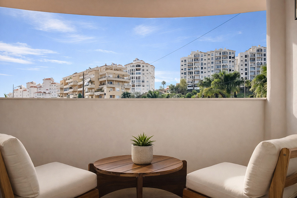 Se vende Apartamento Planta Baja de 3 dormitorios en Costa Del Sol, Málaga, España