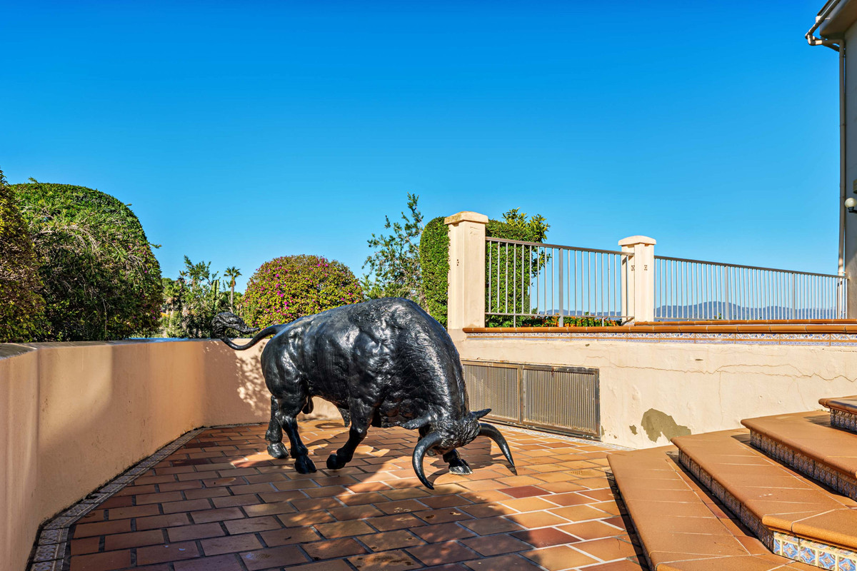 10 Bed Commercial unit for sale in Alhaurín De La Torre Costa Del Sol, Málaga, Spain