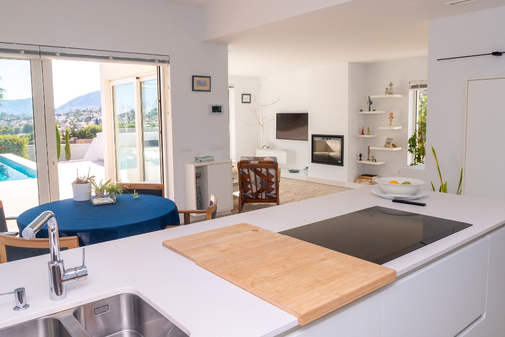 4 Bed Townhouse for sale in Calpe Costa Blanca, Alicante, Spain