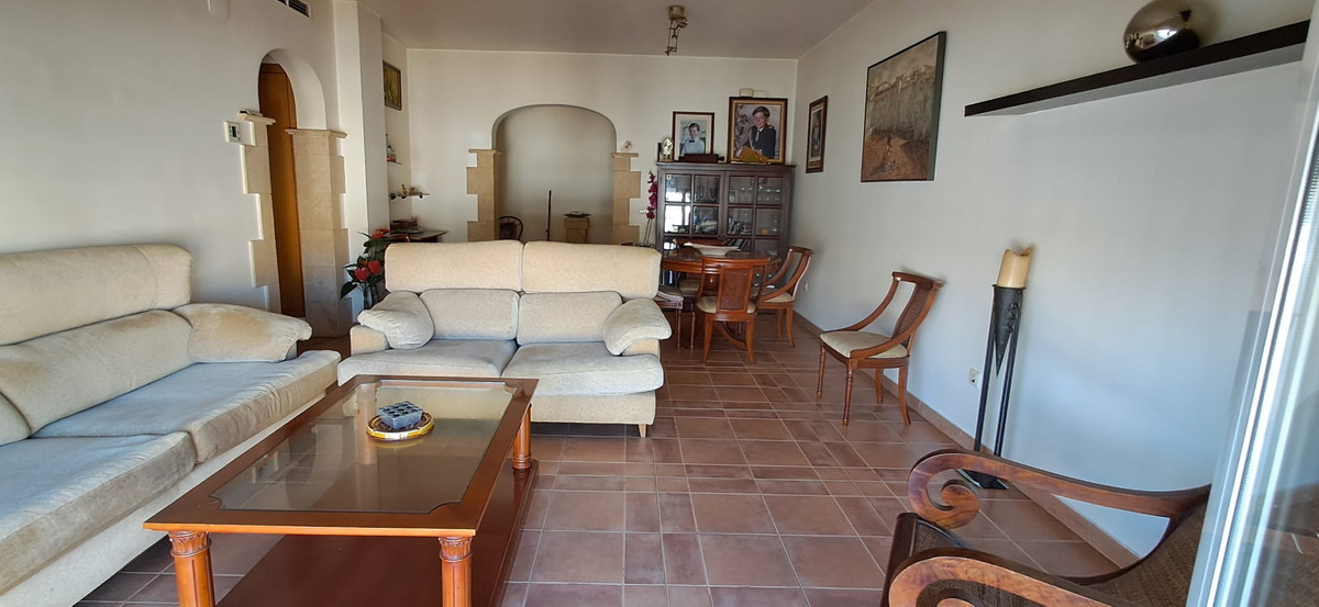 Se vende Apartamento Planta Media de 2 dormitorios en Costa Blanca, Alicante, España