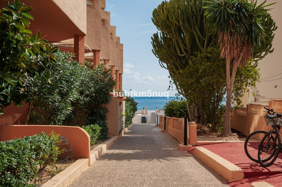 1 Bed Apartment for sale in Calpe Costa Blanca, Alicante, Spain