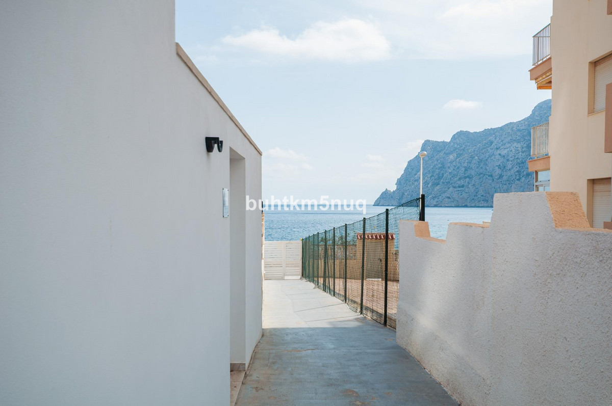 1 Bed Apartment for sale in Calpe Costa Blanca, Alicante, Spain