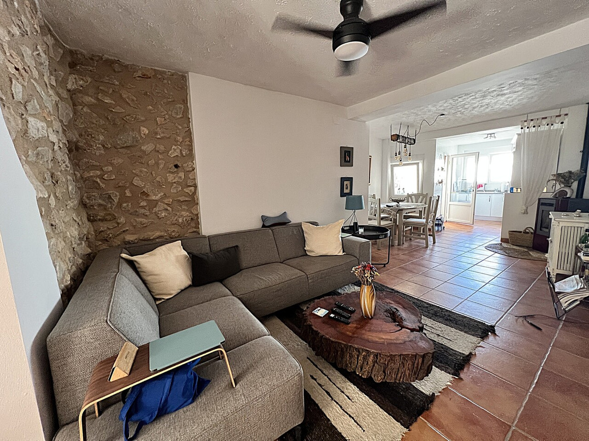2 Bed Townhouse for sale in Tárbena Costa Blanca, Alicante, Spain