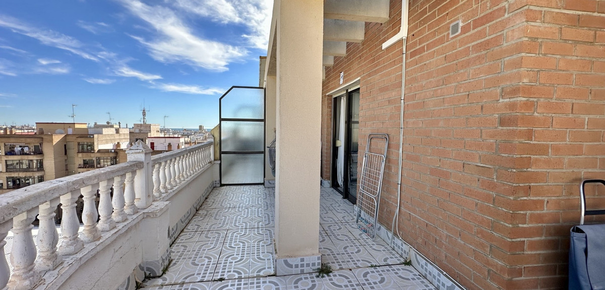 Se vende Apartamento Planta Media de 1 dormitorios en Costa Blanca, Alicante, España