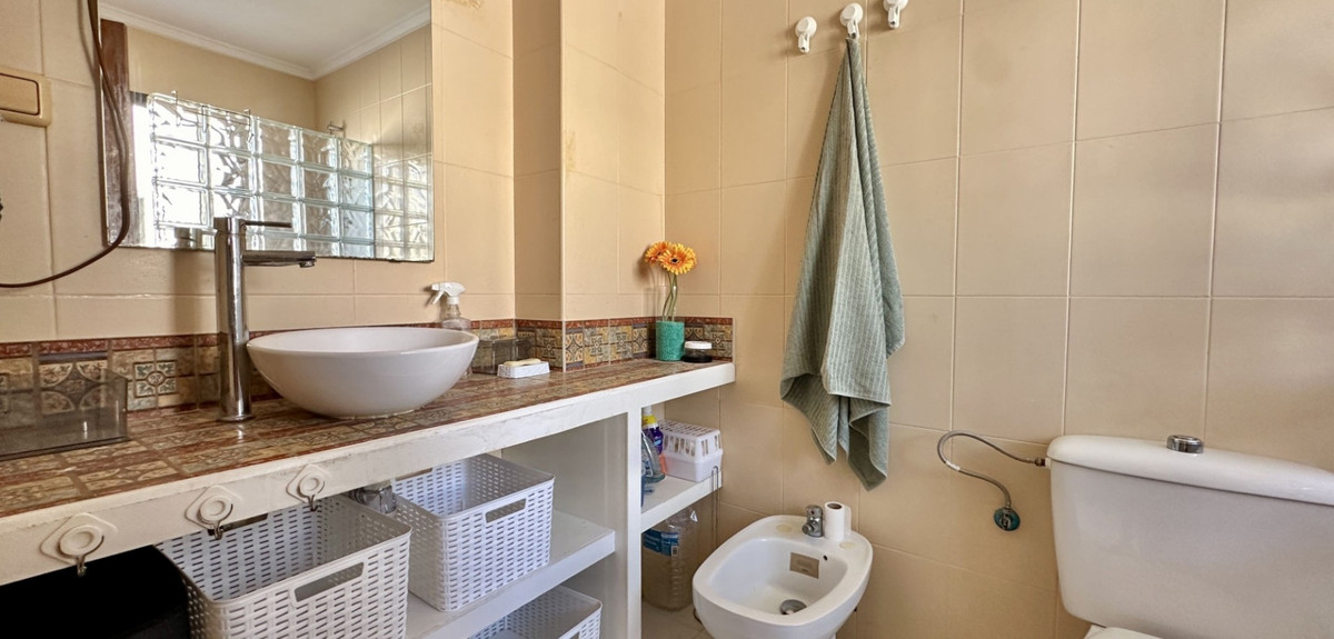 Se vende Apartamento Planta Media de 1 dormitorios en Costa Blanca, Alicante, España