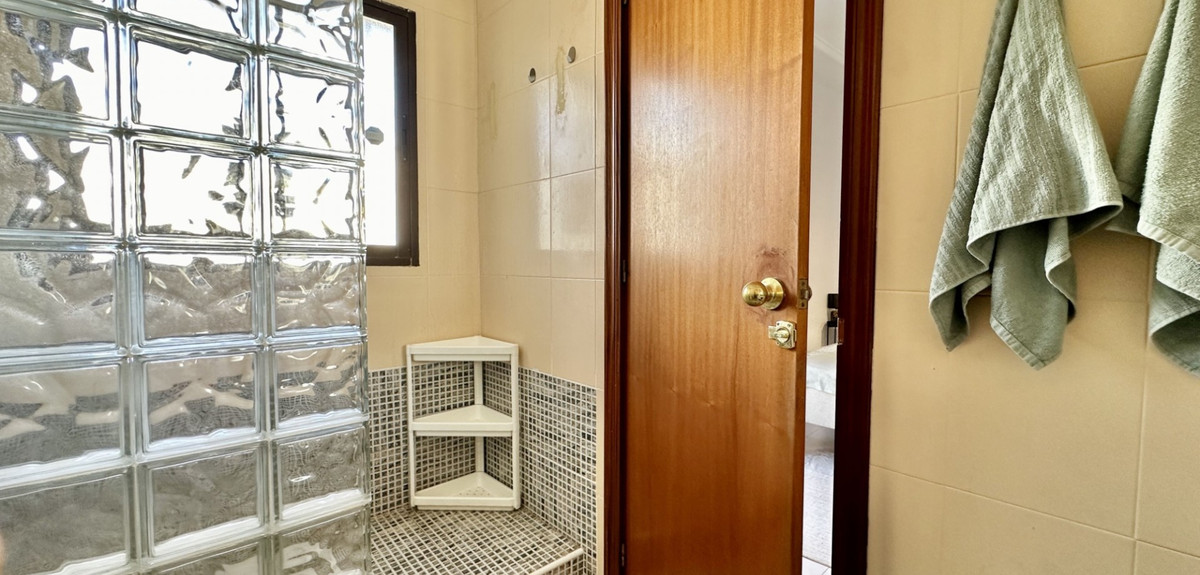 Se vende Apartamento Planta Media de 1 dormitorios en Costa Blanca, Alicante, España