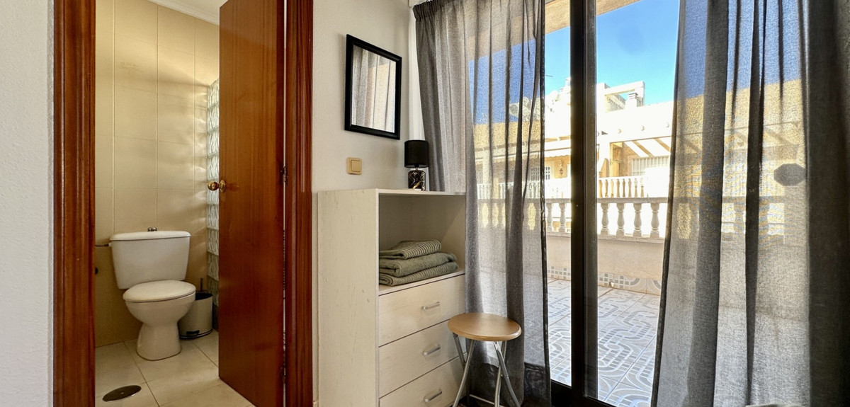 Se vende Apartamento Planta Media de 1 dormitorios en Costa Blanca, Alicante, España