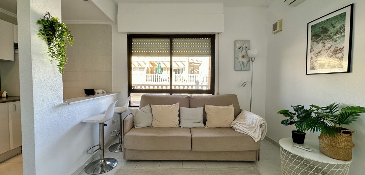 Se vende Apartamento Planta Media de 1 dormitorios en Costa Blanca, Alicante, España
