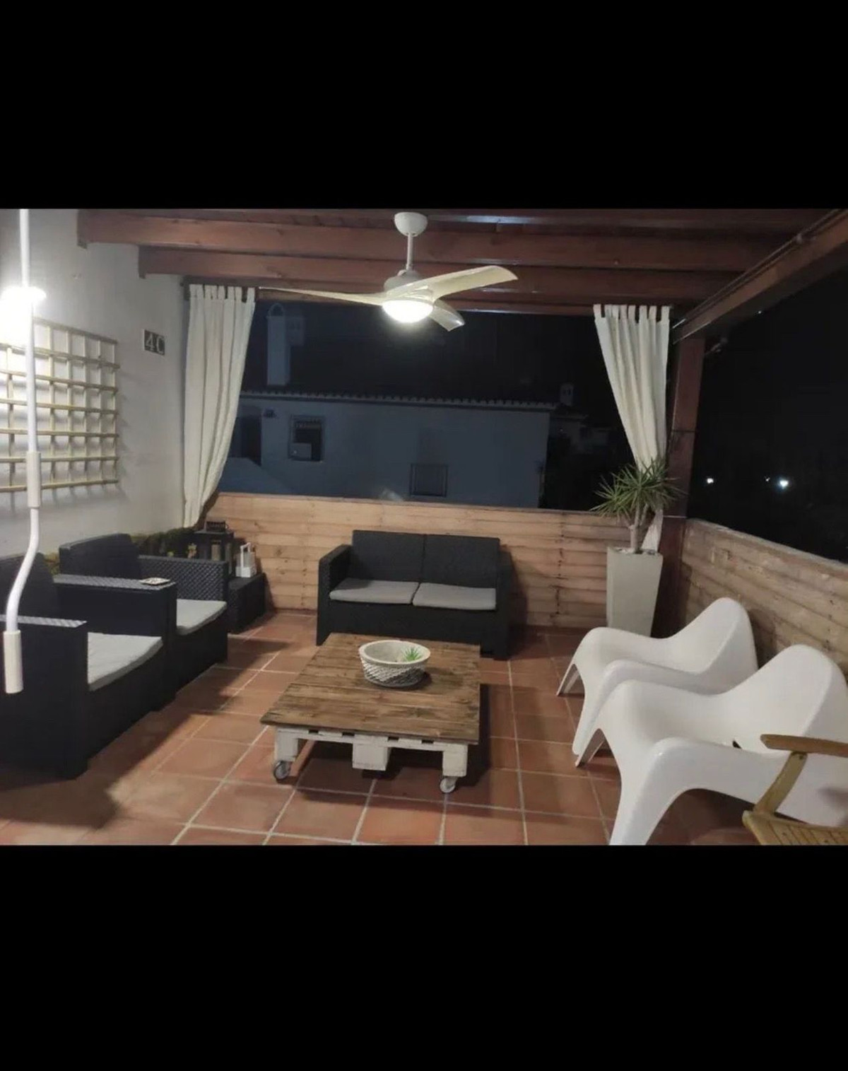 2 Bed Townhouse for sale in Estepona Costa Del Sol, Málaga, Spain