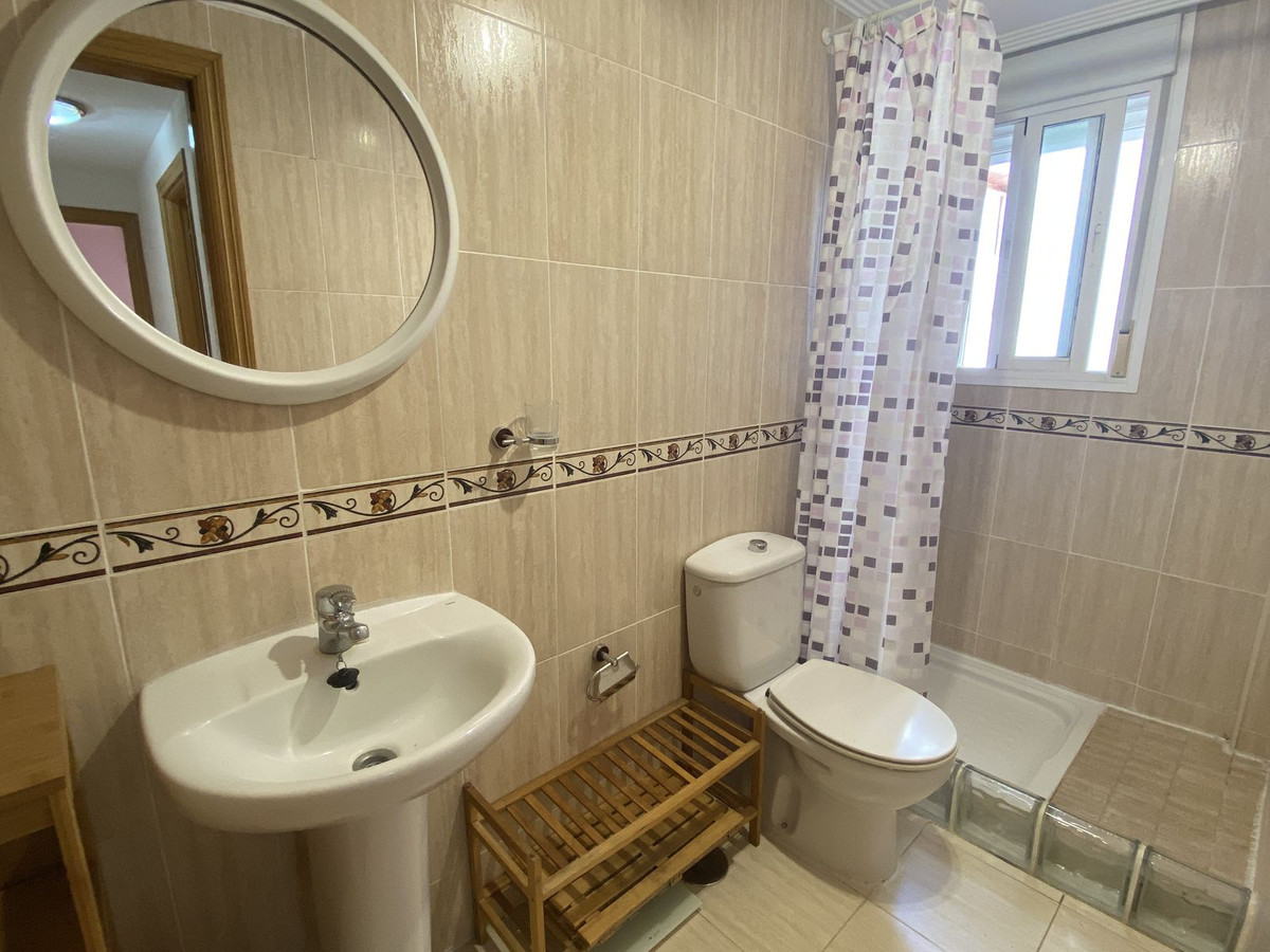 3 Bed Apartment for sale in Benahavís Costa Del Sol, Málaga, Spain