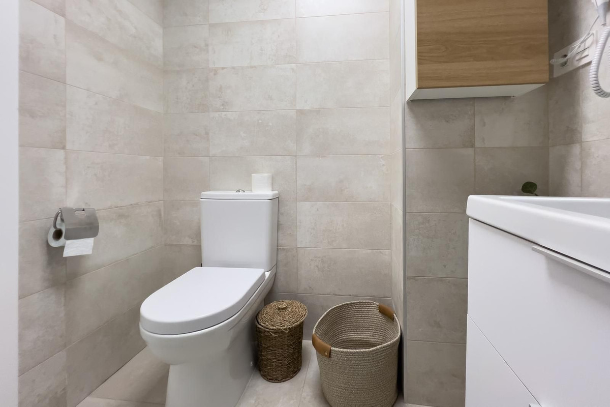 3 Bed Apartment for sale in El Chaparral Costa Del Sol, Málaga, Spain