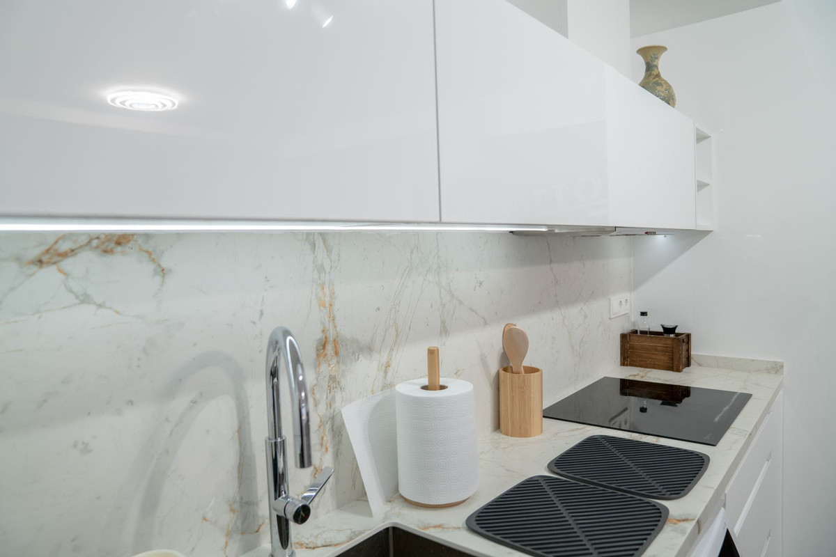 1 Bed Apartment for sale in Fuengirola Costa Del Sol, Málaga, Spain