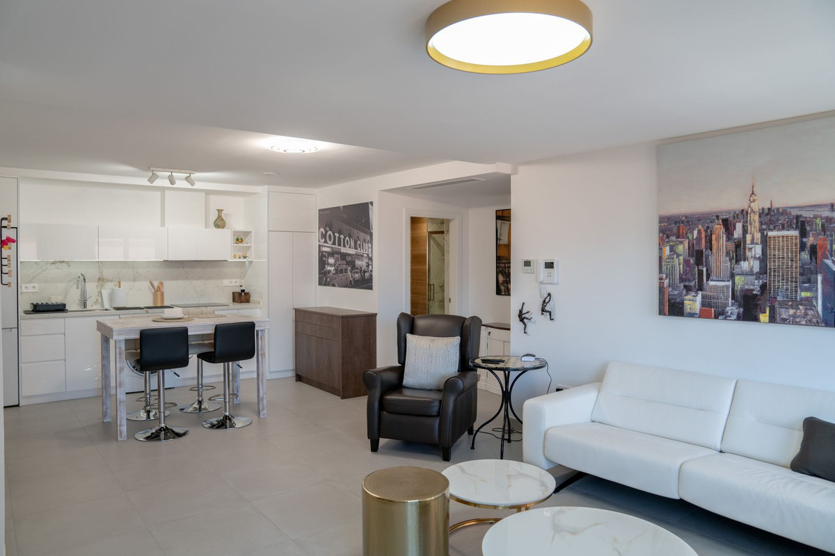 1 Bed Apartment for sale in Fuengirola Costa Del Sol, Málaga, Spain