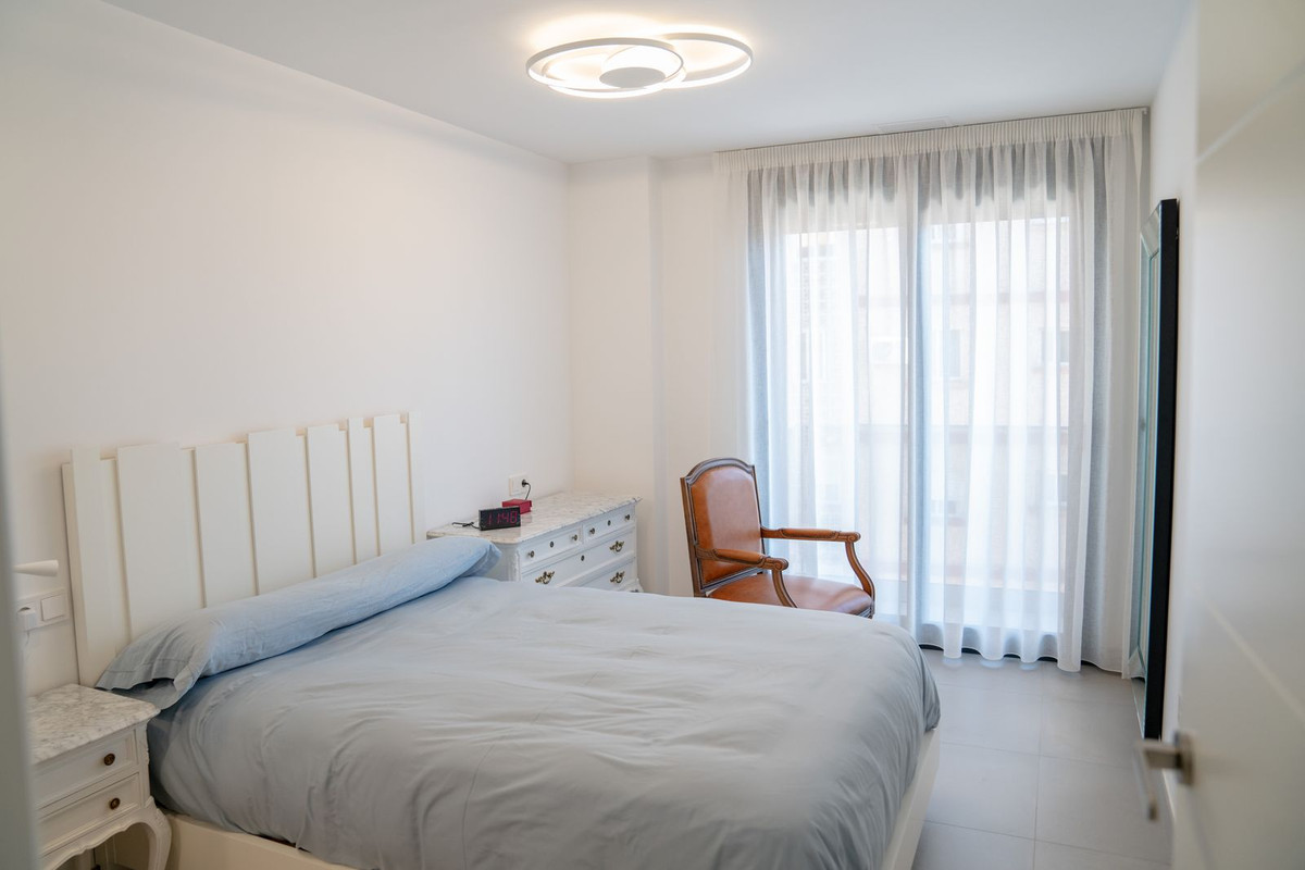1 Bed Apartment for sale in Fuengirola Costa Del Sol, Málaga, Spain