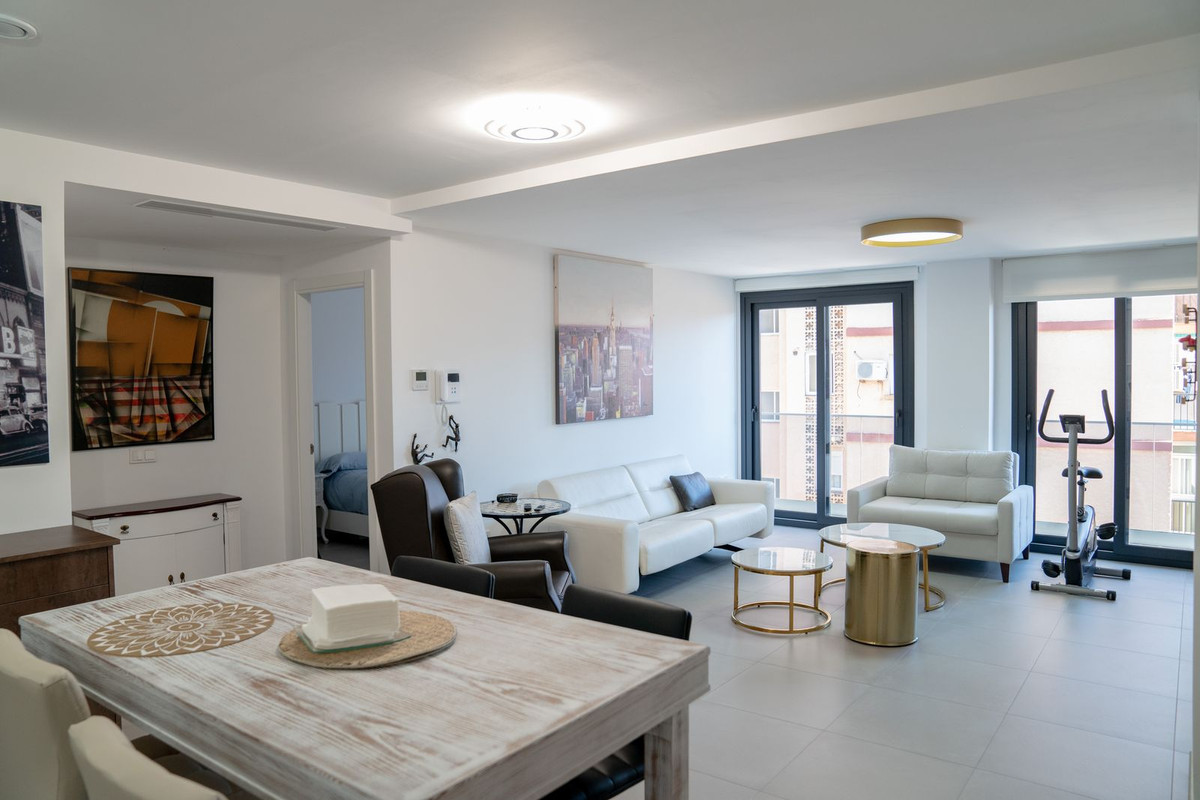 1 Bed Apartment for sale in Fuengirola Costa Del Sol, Málaga, Spain