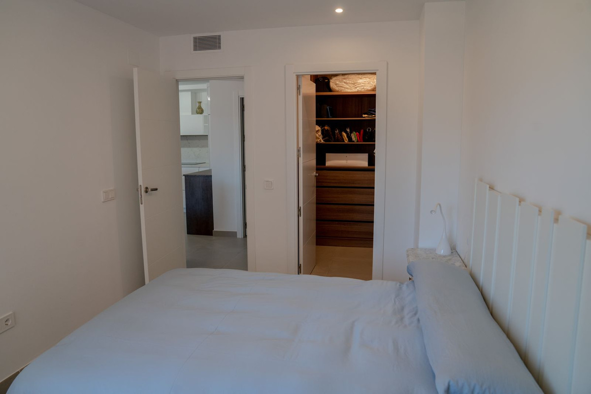 1 Bed Apartment for sale in Fuengirola Costa Del Sol, Málaga, Spain