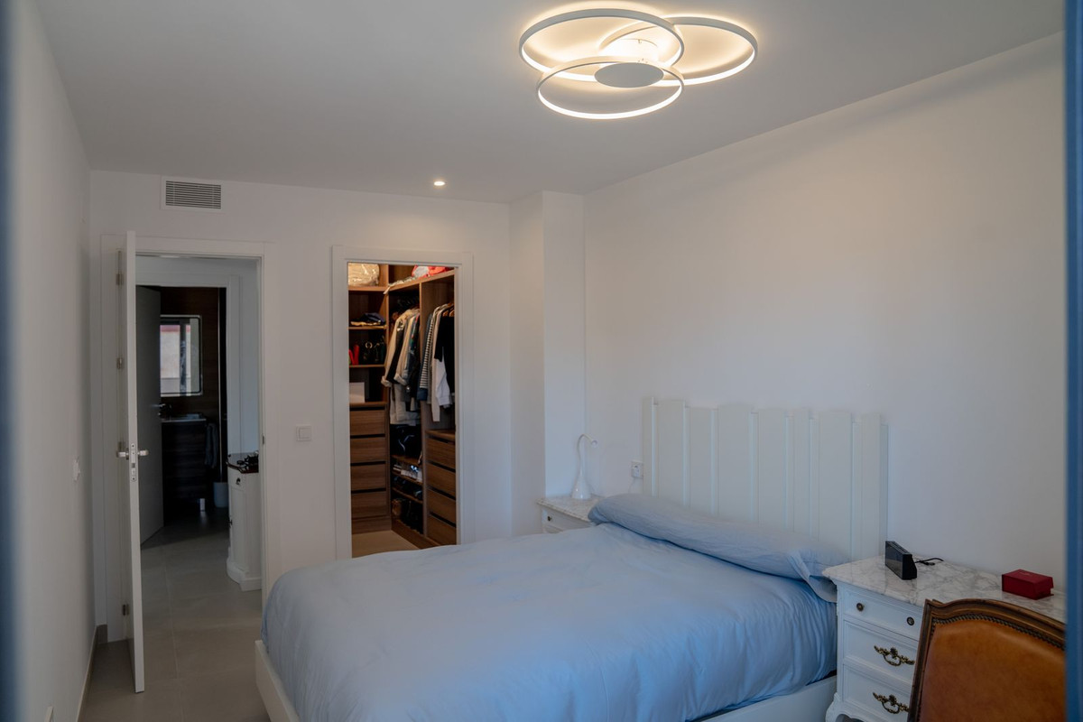 1 Bed Apartment for sale in Fuengirola Costa Del Sol, Málaga, Spain