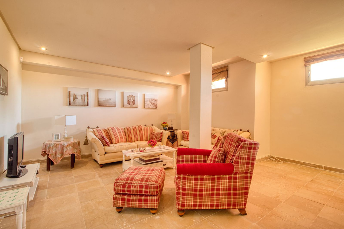4 Bed Townhouse for sale in Manilva Costa Del Sol, Málaga, Spain