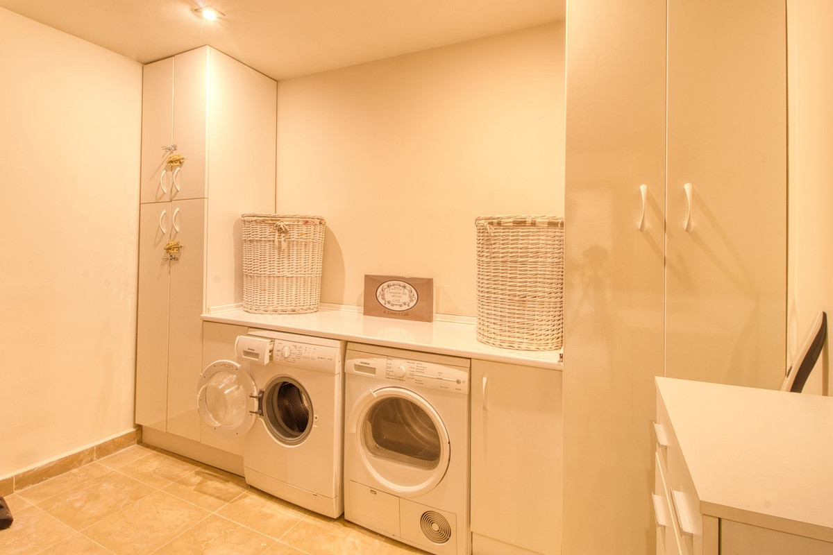 4 Bed Townhouse for sale in Manilva Costa Del Sol, Málaga, Spain
