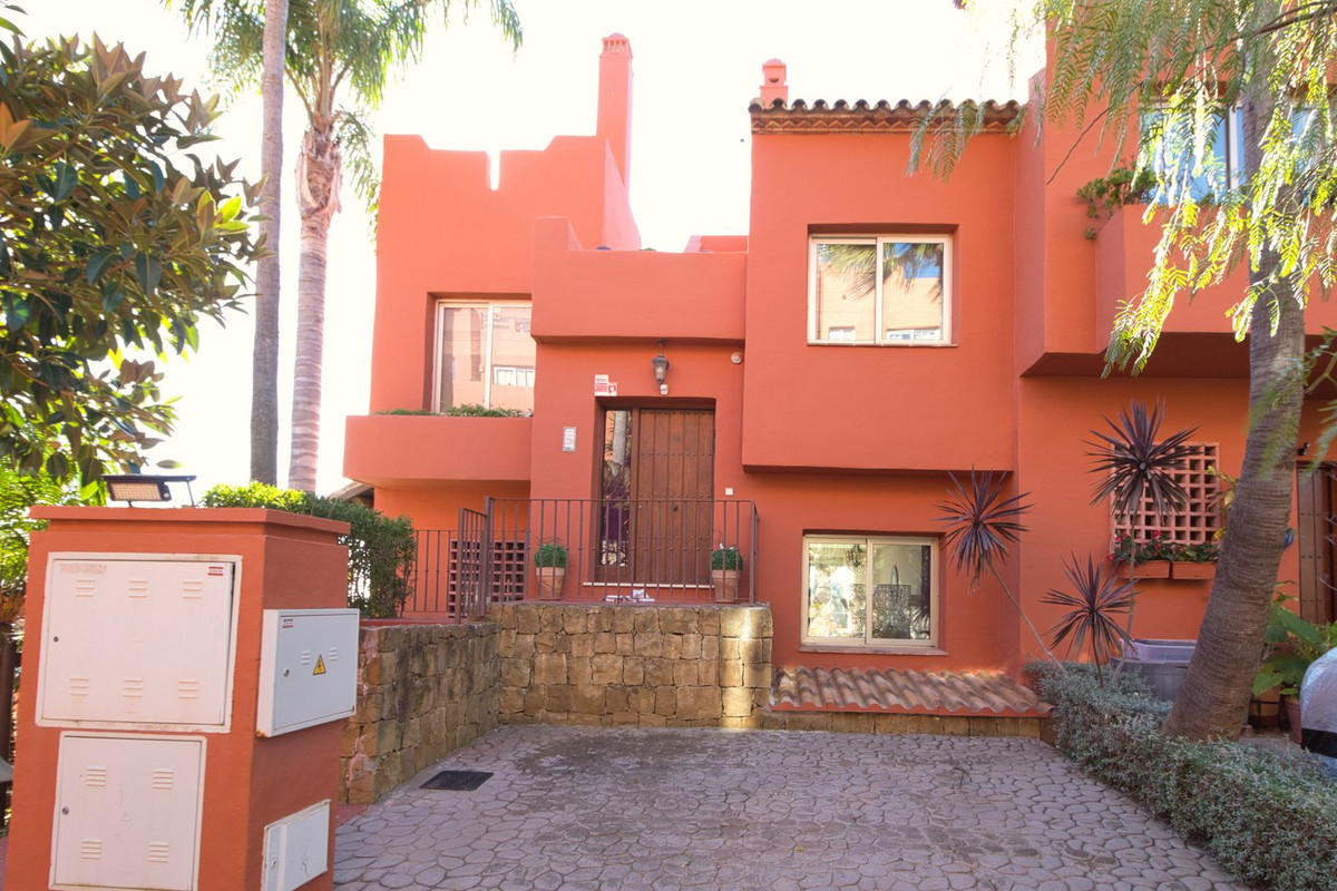 4 Bed Townhouse for sale in Manilva Costa Del Sol, Málaga, Spain