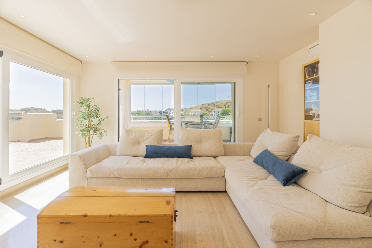 3 Bed Apartment for sale in Mijas Costa Del Sol, Málaga, Spain