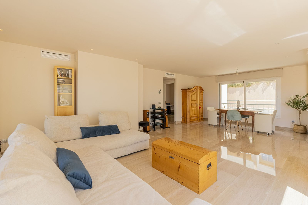 3 Bed Apartment for sale in Mijas Costa Del Sol, Málaga, Spain
