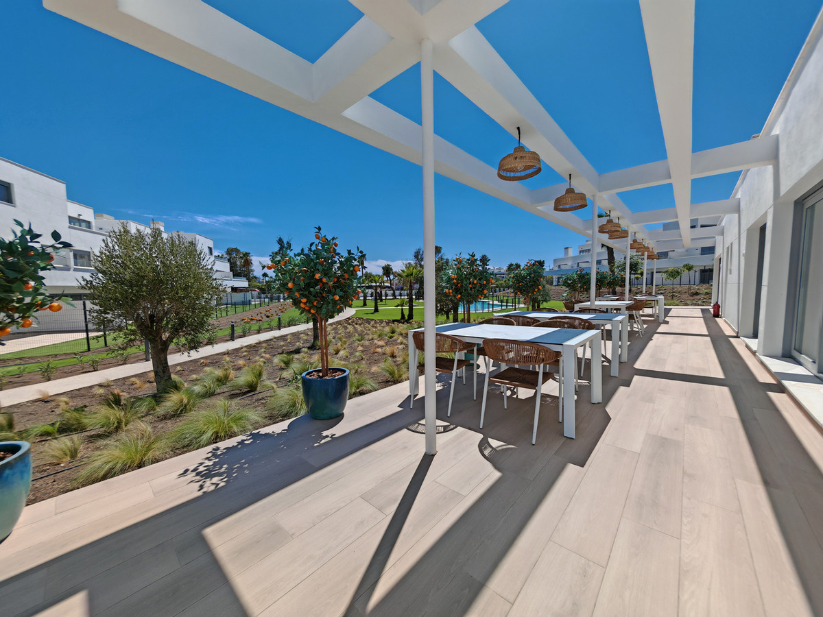 Se vende Apartamento Planta Media de 2 dormitorios en Costa Del Sol, Málaga, España