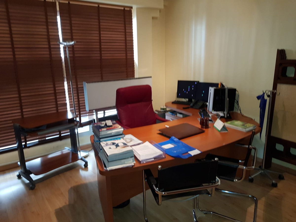 Se vende Local comercial  en Costa Del Sol, Málaga, España