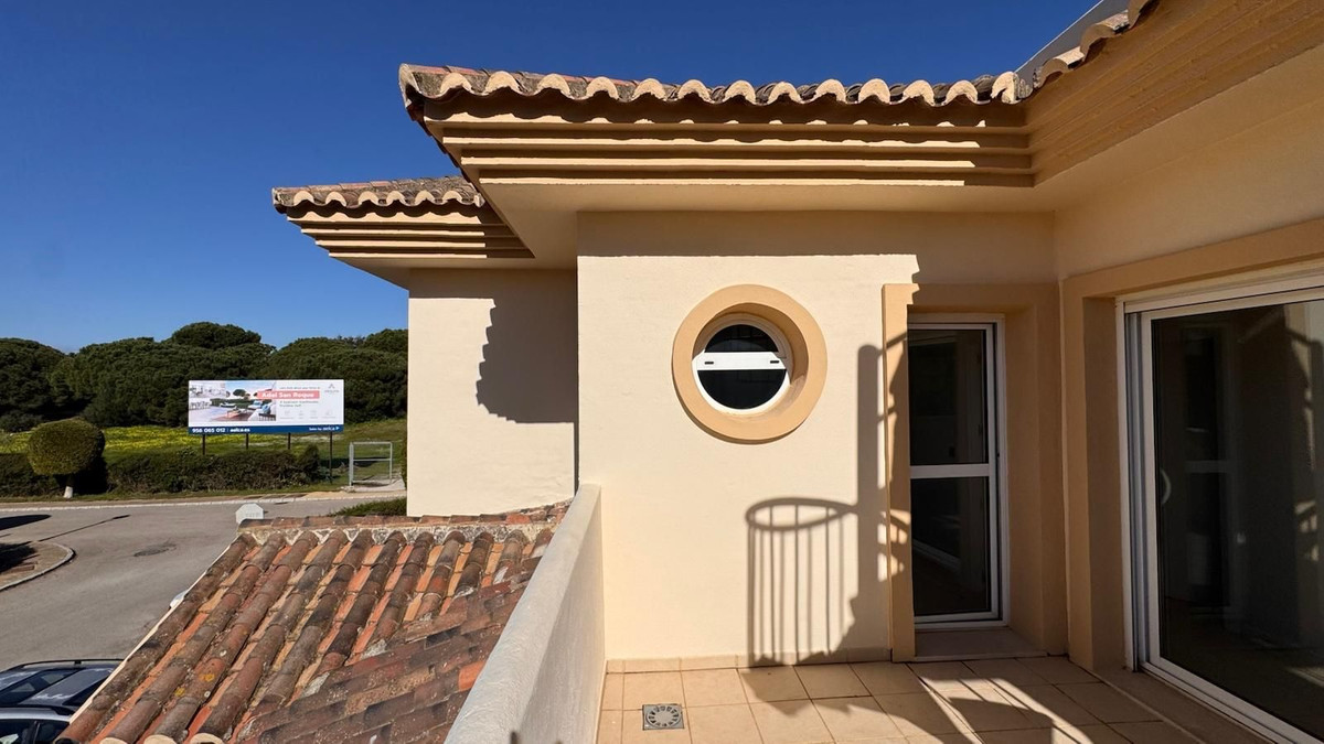 Se vende Pareada de 3 dormitorios en Costa Del Sol, Cadiz, España