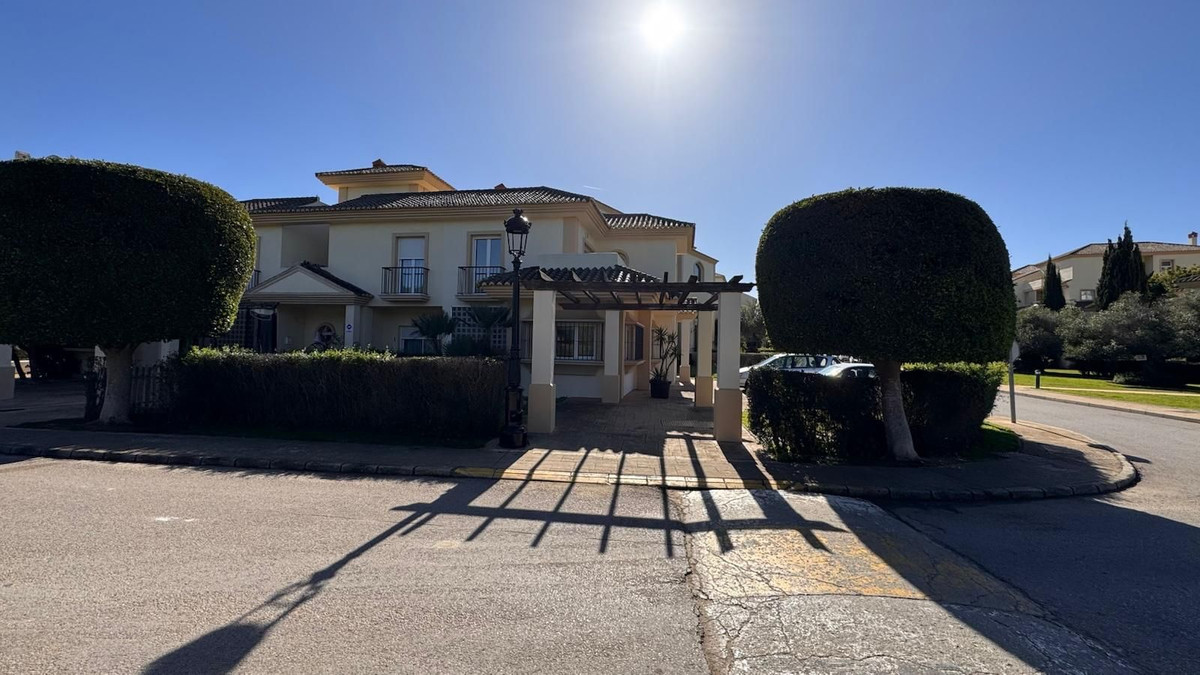 Se vende Pareada de 3 dormitorios en Costa Del Sol, Cadiz, España