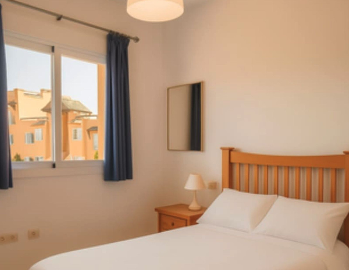 Se vende Apartamento Planta Baja de 2 dormitorios en Costa Del Sol, Málaga, España