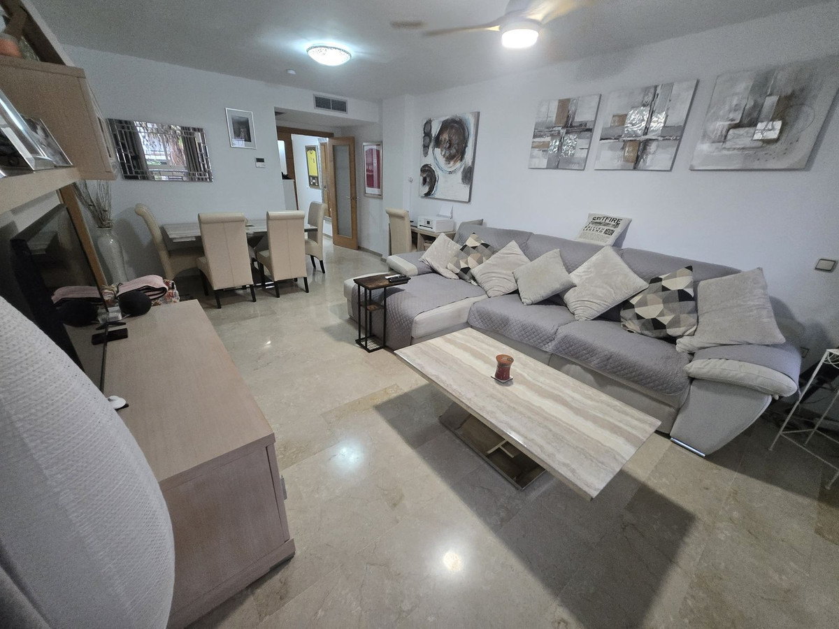 2 Bed Apartment for sale in La Duquesa Costa Del Sol, Málaga, Spain