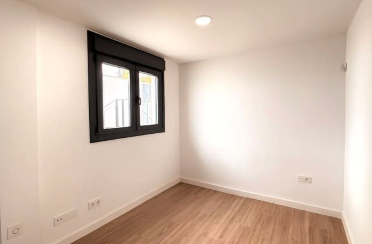 3 Bed Townhouse for sale in La Duquesa Costa Del Sol, Málaga, Spain