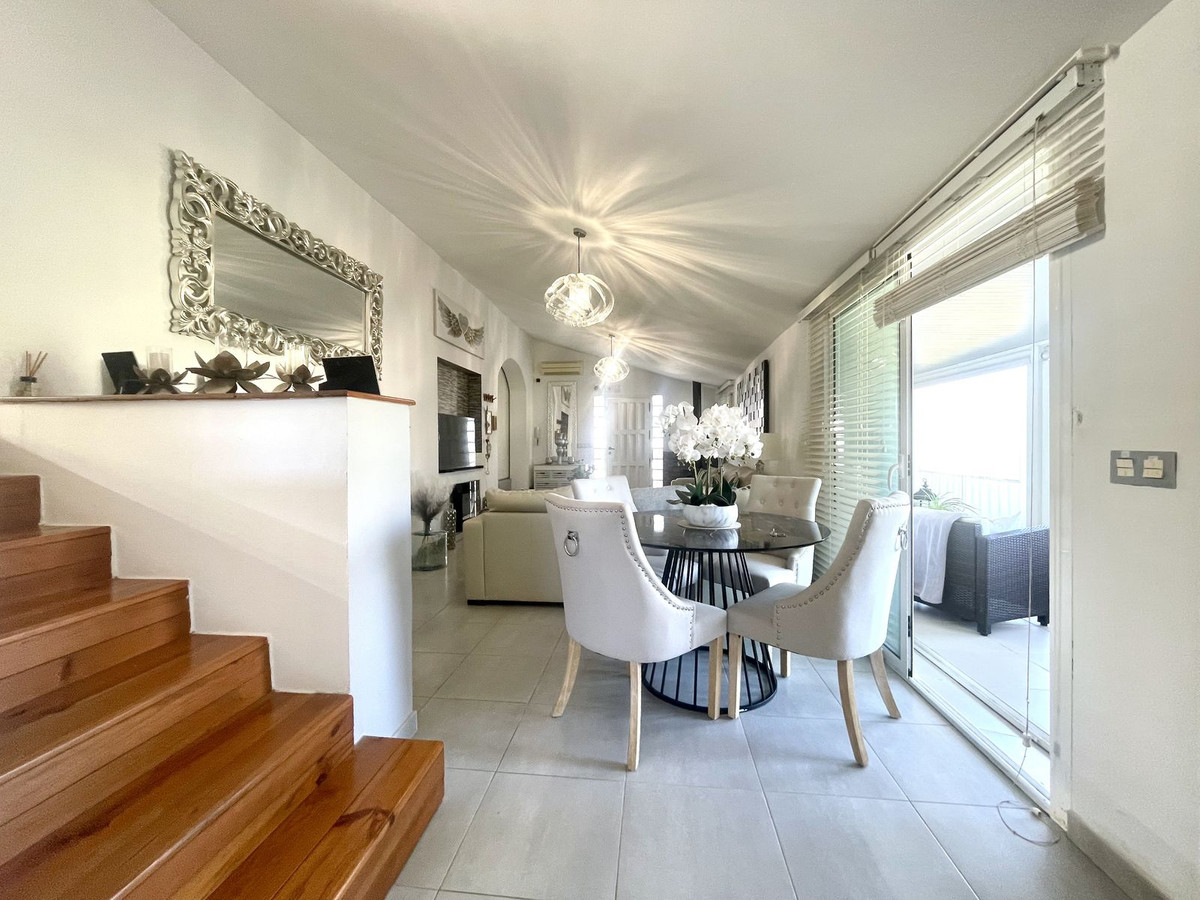 3 Bed Townhouse for sale in Cerros Del Aguila Costa Del Sol, Málaga, Spain