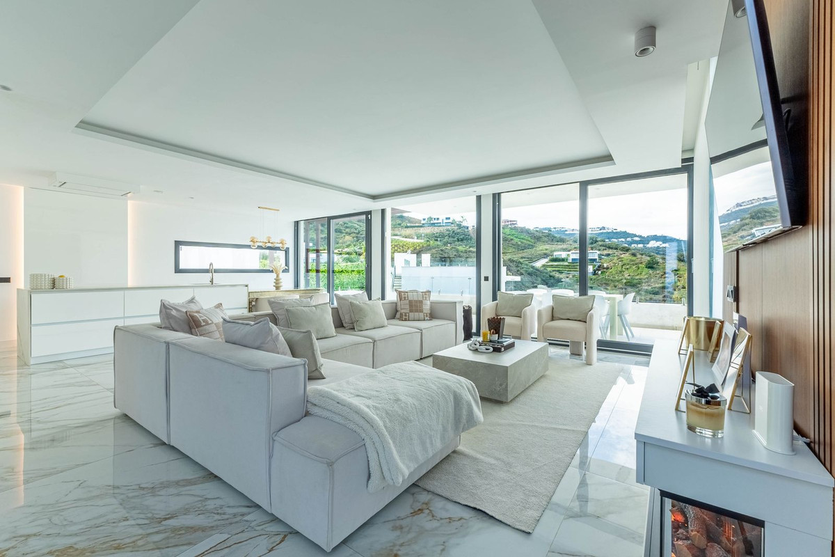 Se vende Villa - Chalet de 4 dormitorios en Costa Del Sol, Málaga, España