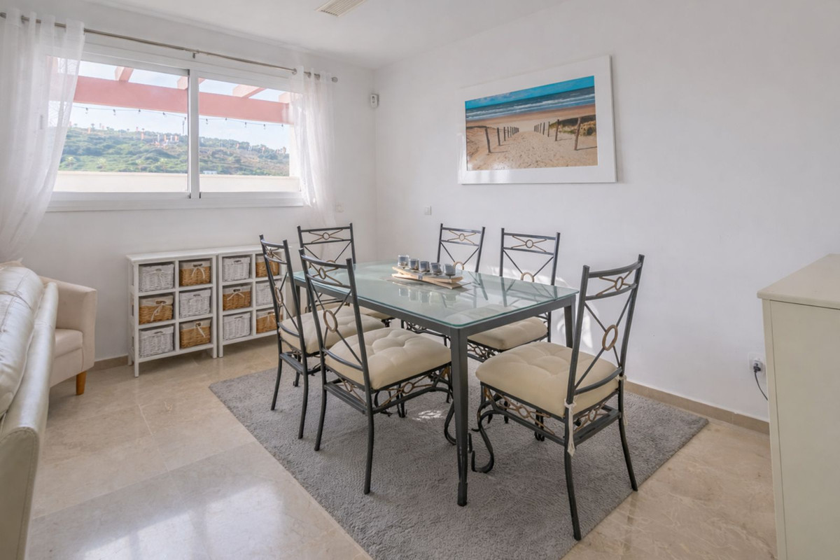 Se vende Ático de 2 dormitorios en Costa Del Sol, Cadiz, España