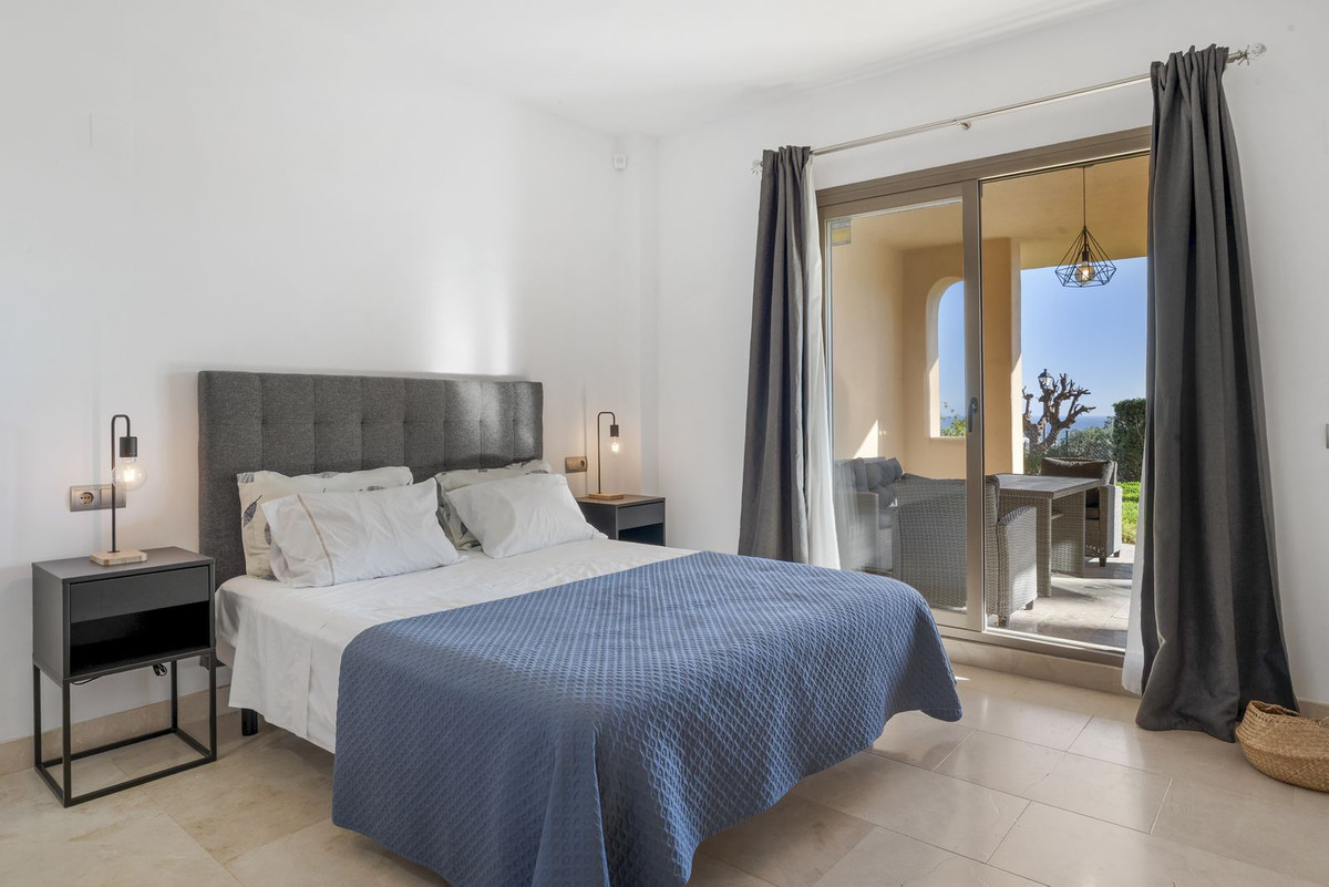 Se vende Apartamento Planta Baja de 2 dormitorios en Costa Del Sol, Málaga, España