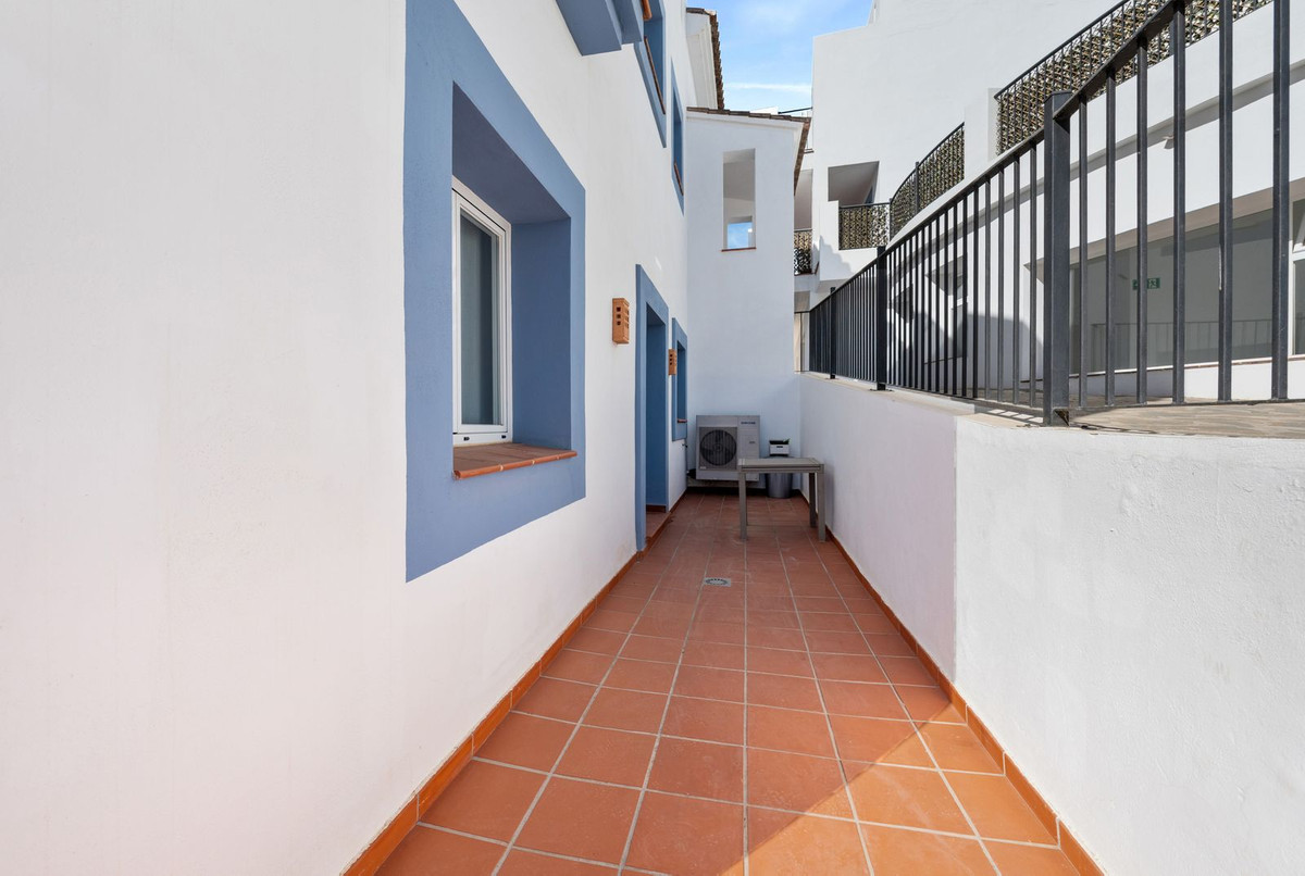 Se vende Apartamento Planta Baja de 3 dormitorios en Costa Del Sol, Málaga, España