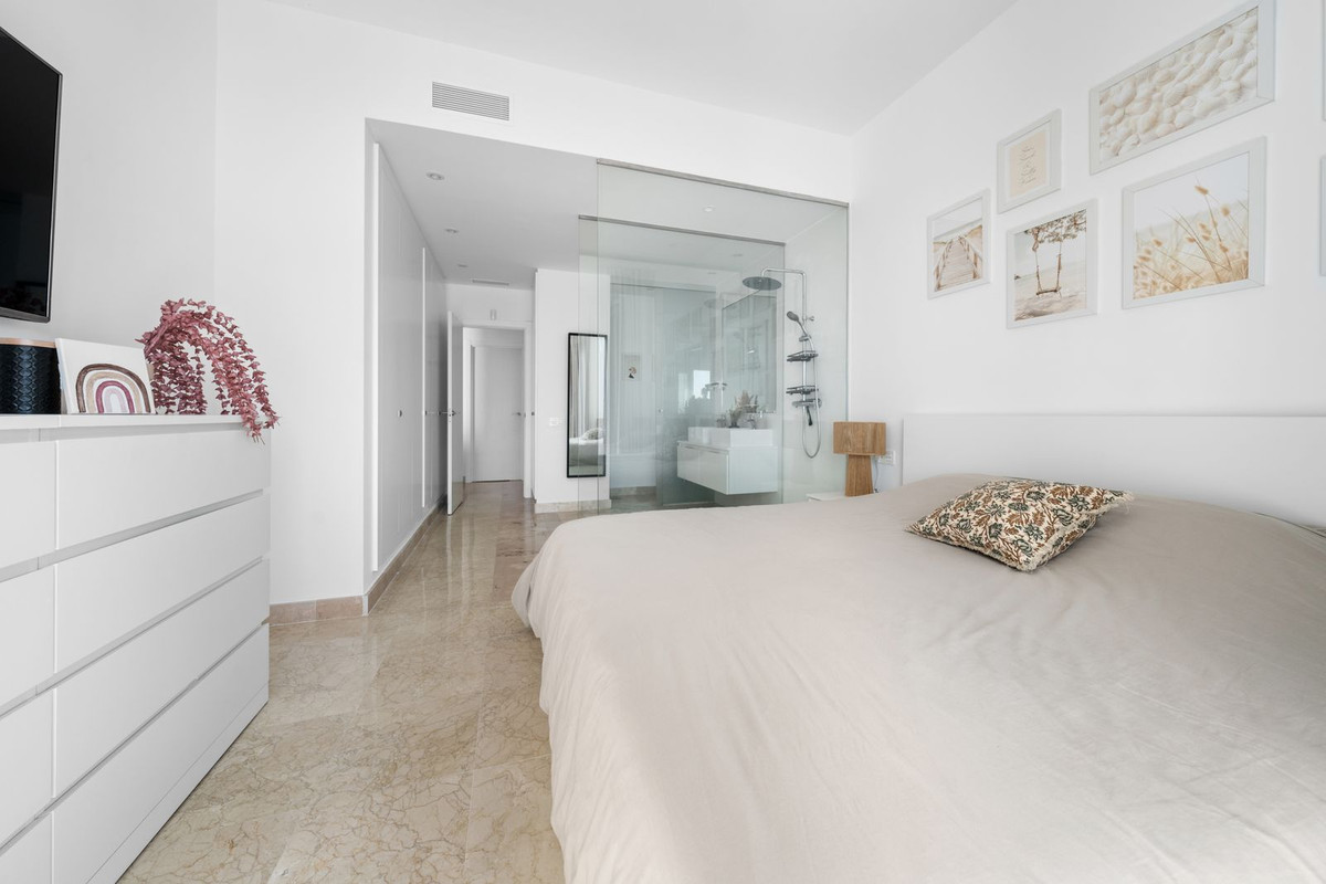 Se vende Apartamento Planta Baja de 3 dormitorios en Costa Del Sol, Málaga, España