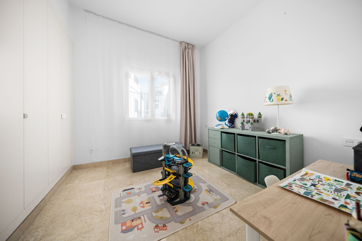 Se vende Apartamento Planta Baja de 3 dormitorios en Costa Del Sol, Málaga, España