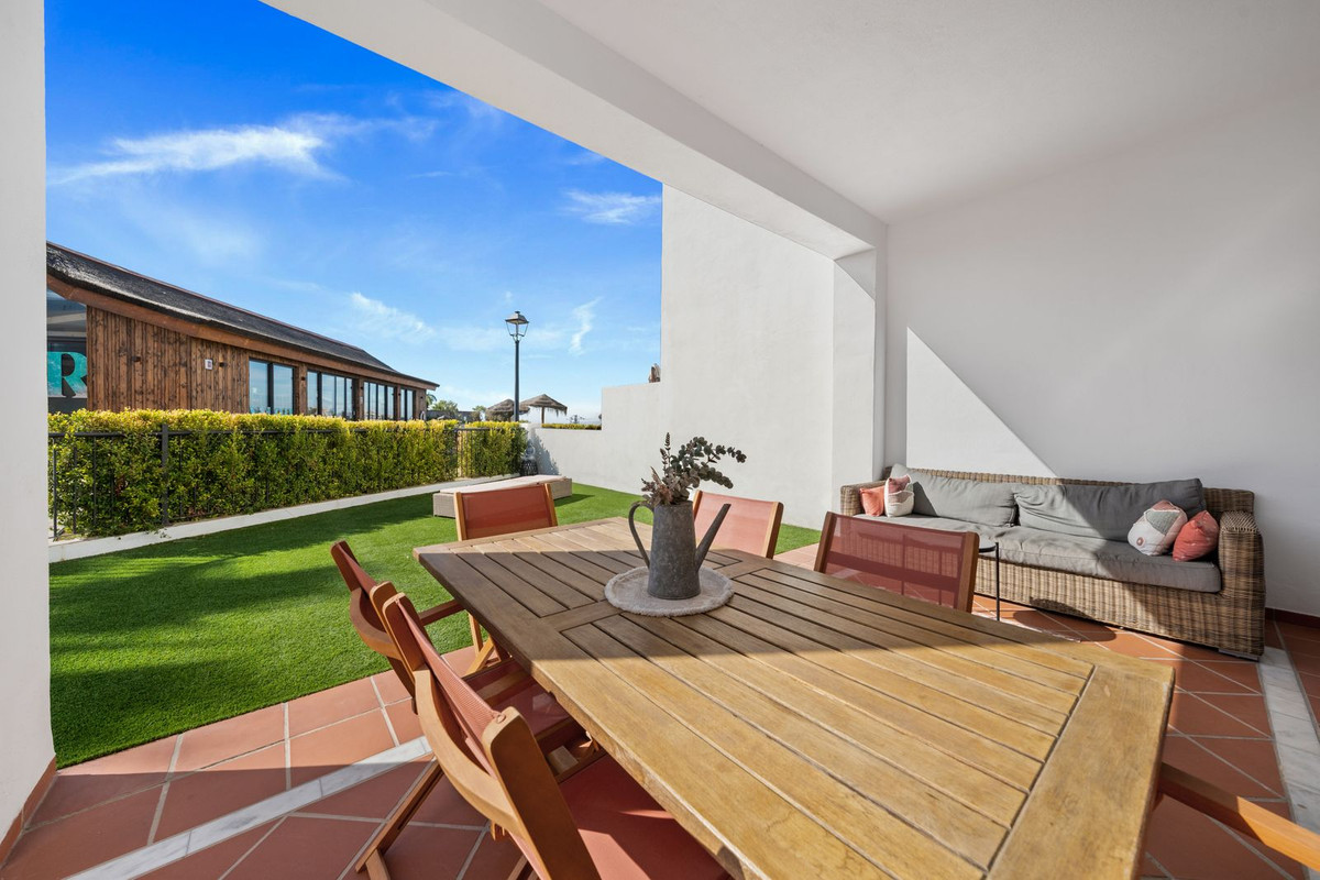 Se vende Apartamento Planta Baja de 3 dormitorios en Costa Del Sol, Málaga, España
