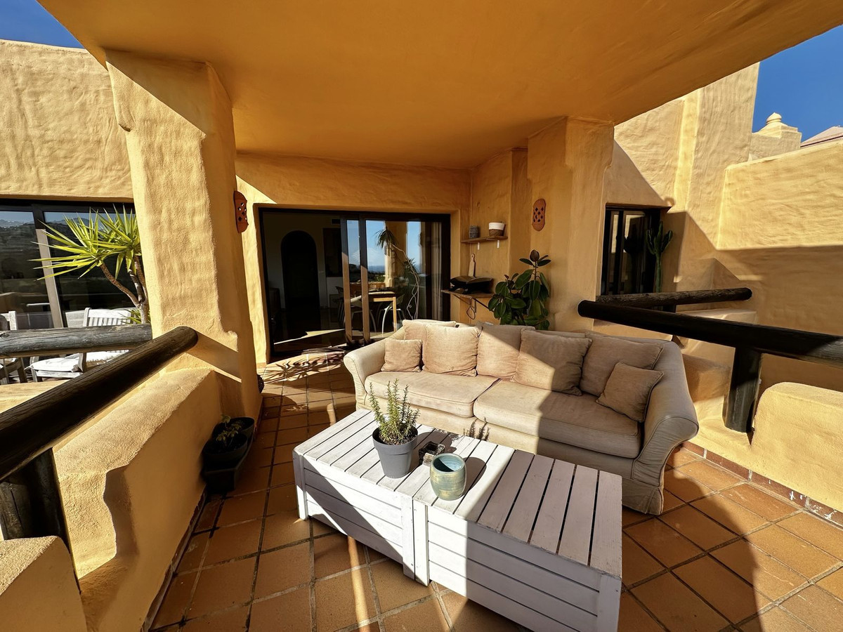 3 Bed Apartment for sale in La Duquesa Costa Del Sol, Málaga, Spain